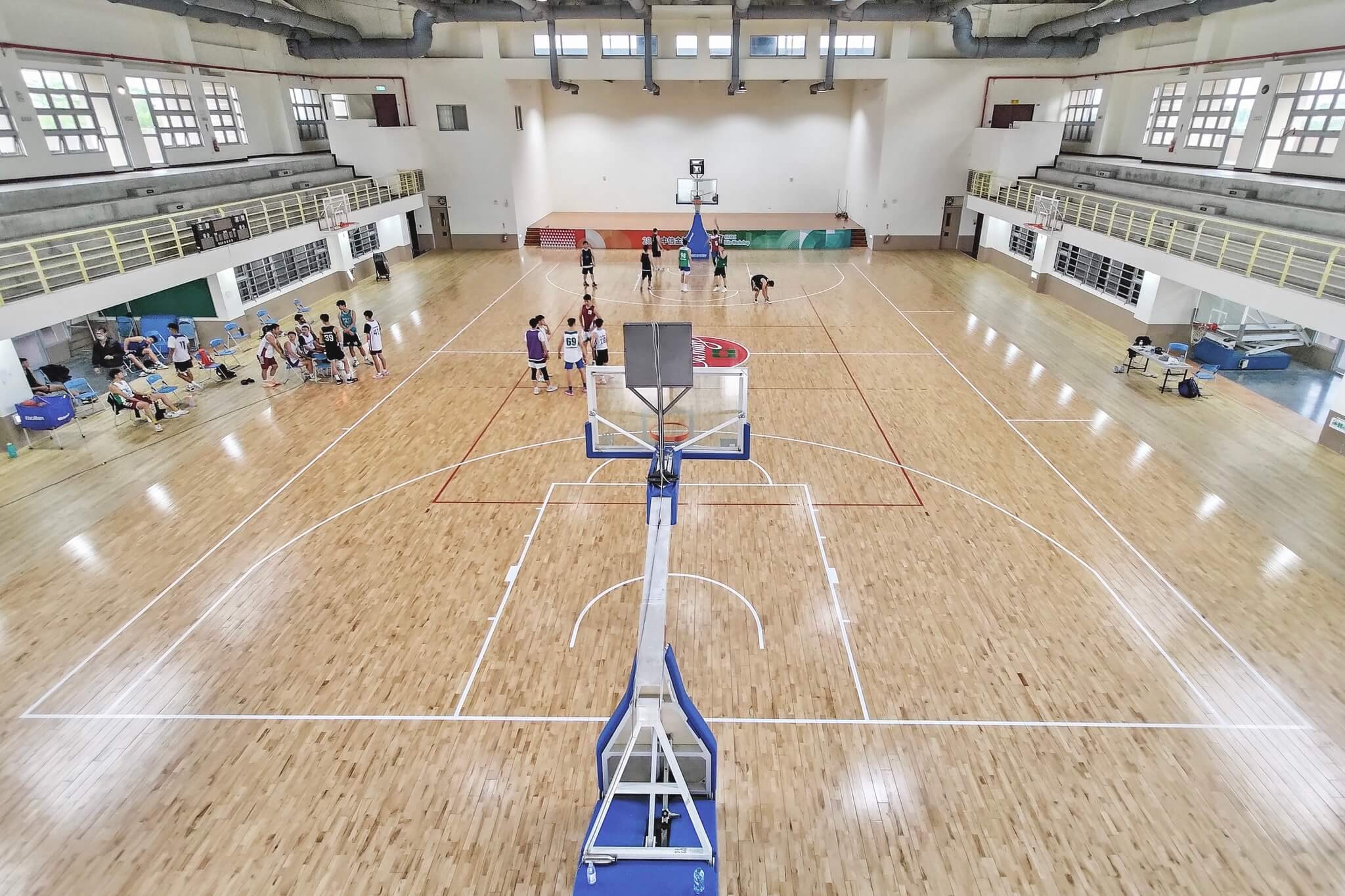 FIBA國際認證浮式楓木運動地板
